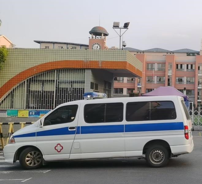 民乐救护车出租护送骨折病人一公里多少钱